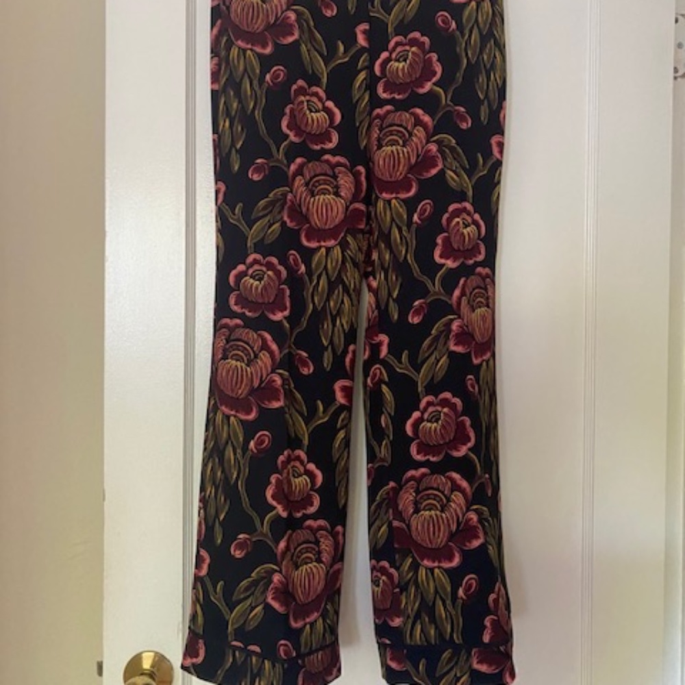 NWT Ann Taylor floral pants Size 0P